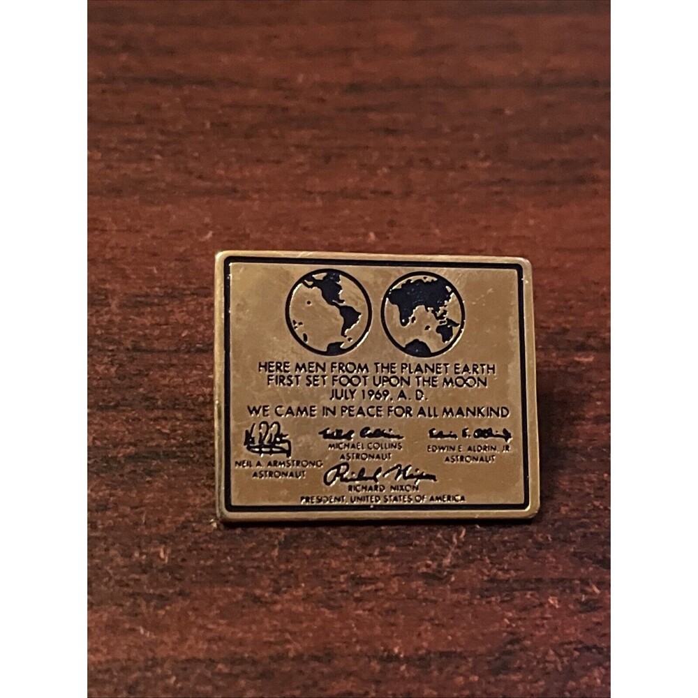 Apollo 11 Moon Landing Plaque Sign Space Shuttle NASA Lapel Hat Pin